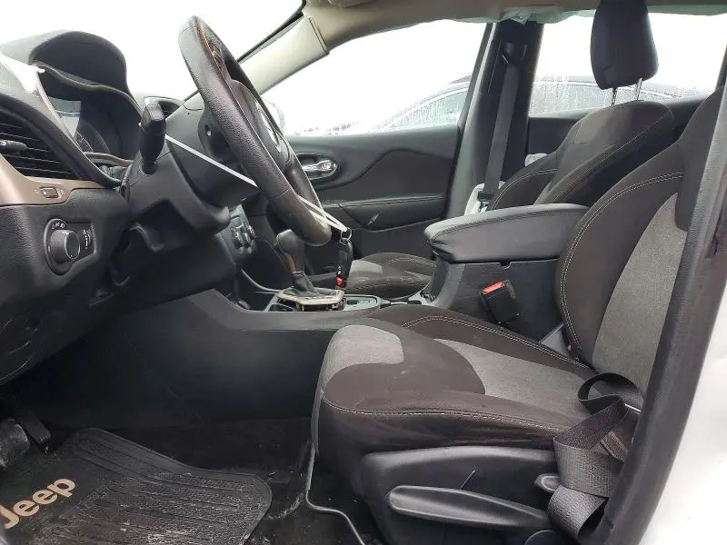 2015 JEEP CHEROKEE SPORT  