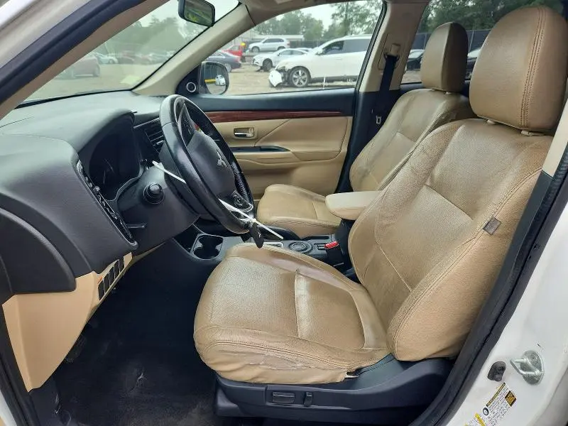2015 MITSUBISHI OUTLANDER SE  