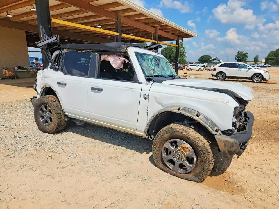 2021 FORD BRONCO BASE  