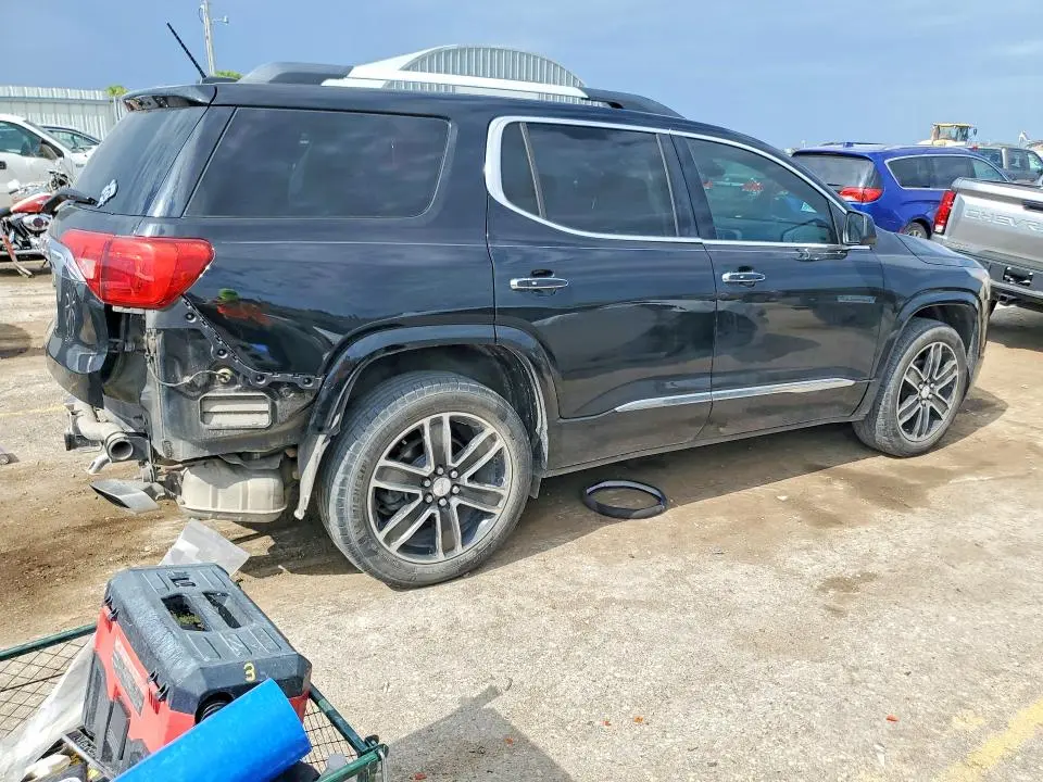 2018 GMC ACADIA DENALI  