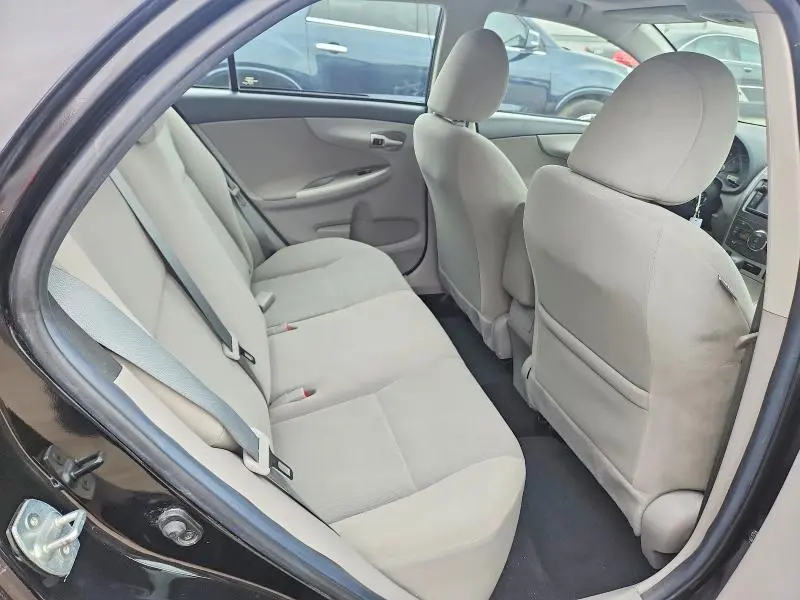 2013 TOYOTA COROLLA LE  