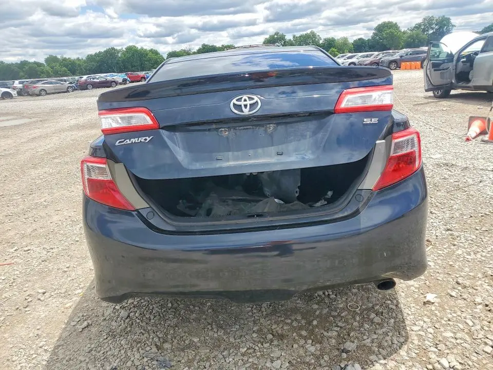 2012 TOYOTA CAMRY SE  