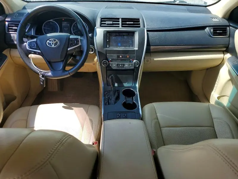 2015 TOYOTA CAMRY XLE  