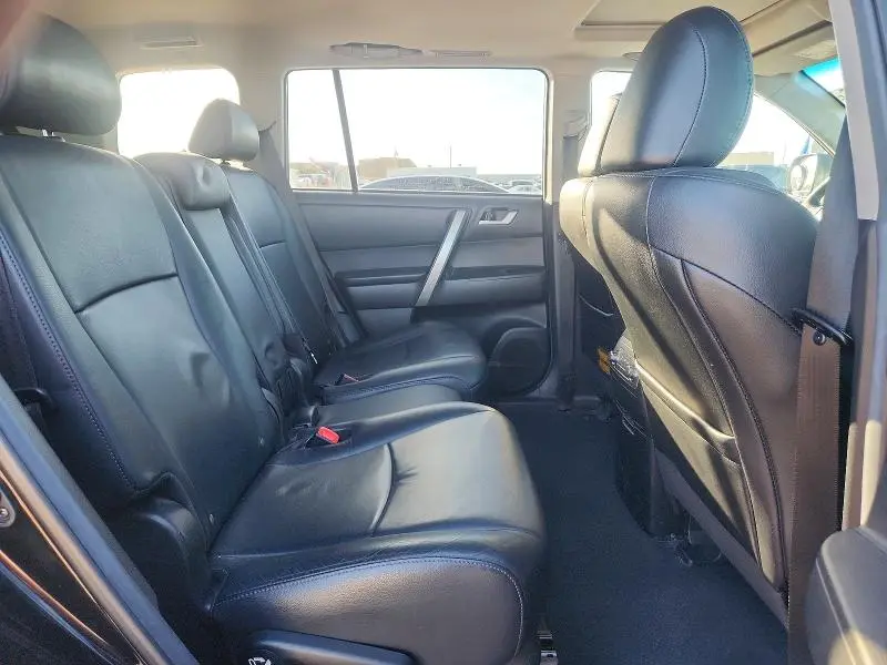 2013 TOYOTA HIGHLANDER BASE  