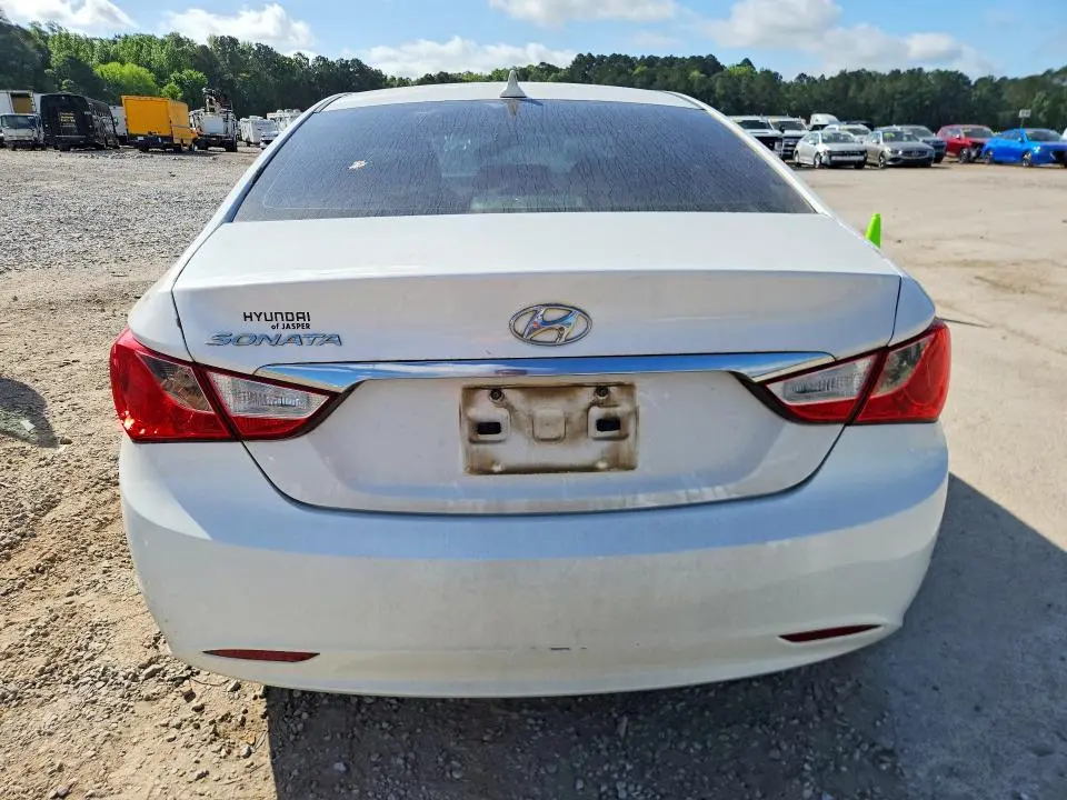2011 HYUNDAI SONATA GLS  