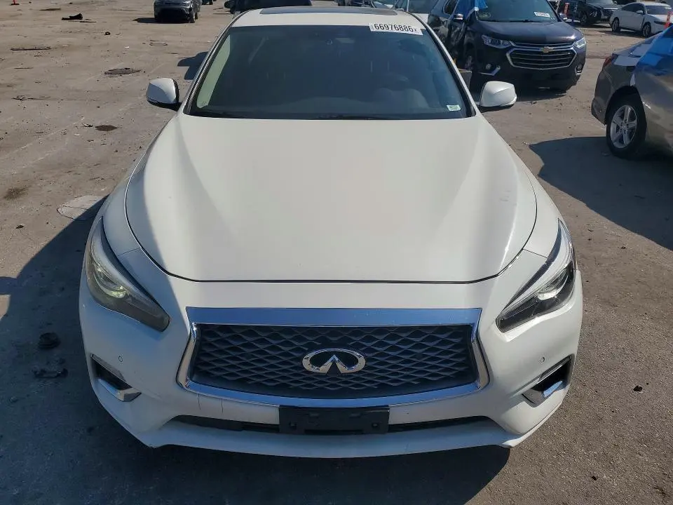 2021 INFINITI Q50 LUXE  