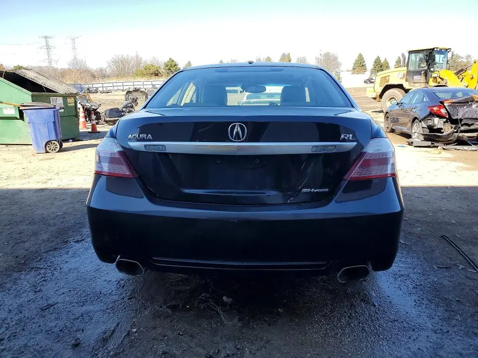 2010 ACURA RL   