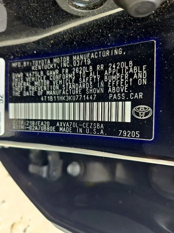 2019 TOYOTA CAMRY SE  