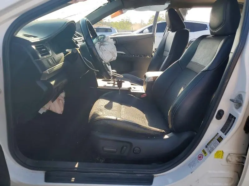 2012 TOYOTA CAMRY SE  