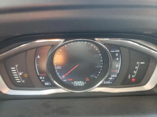 2016 VOLVO XC60 T6 PLATINUM  