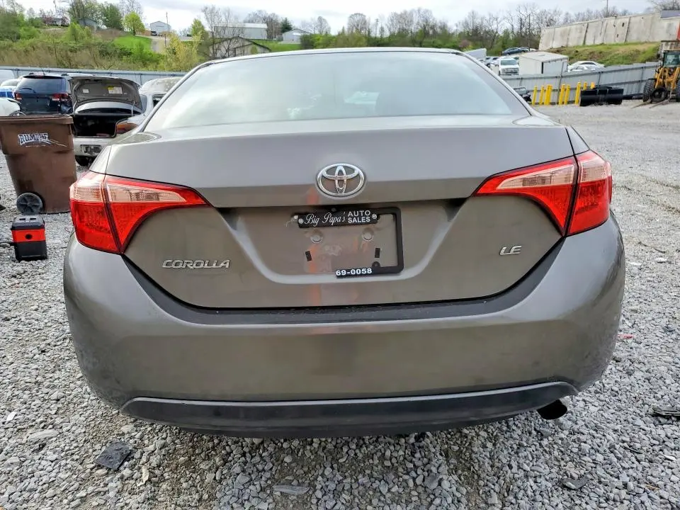 2018 TOYOTA COROLLA LE  