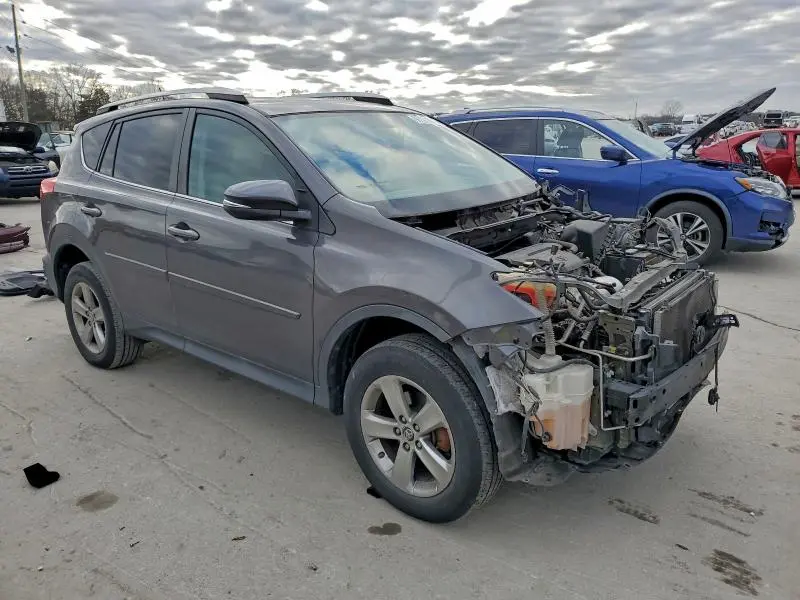 2015 TOYOTA RAV4 XLE  