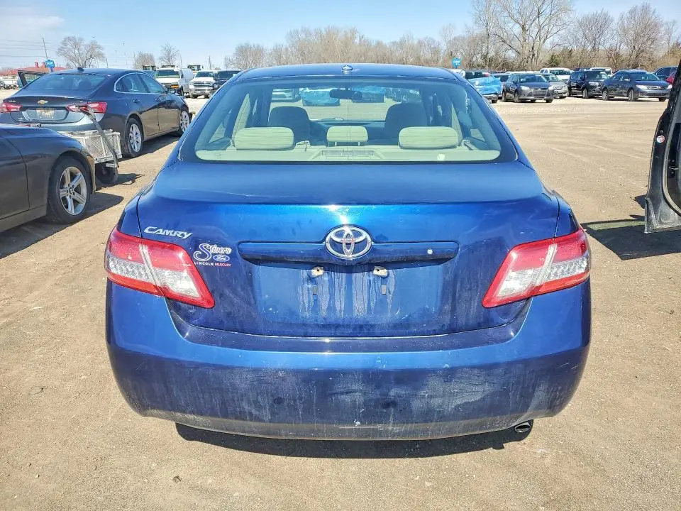 2010 TOYOTA CAMRY BASE  
