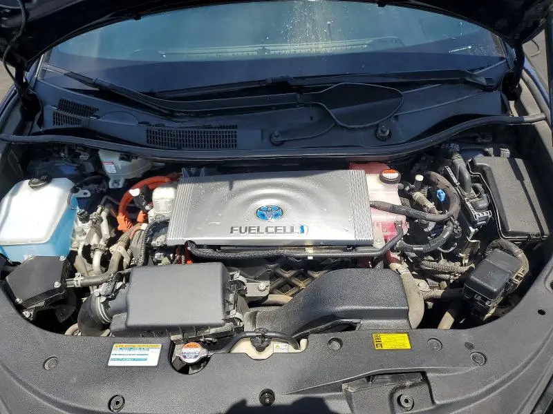 2018 TOYOTA MIRAI BASE  