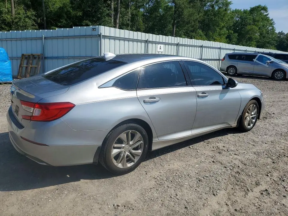 2019 HONDA ACCORD LX  