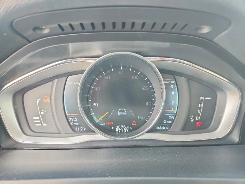 2015 VOLVO S60 PLATINUM  