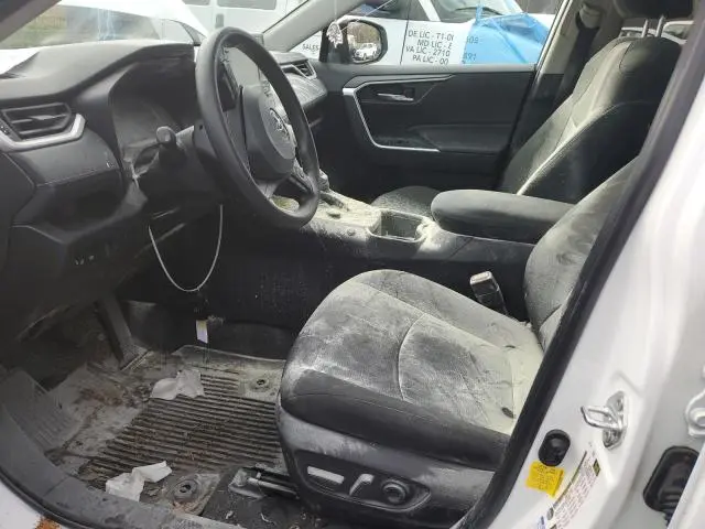 2022 TOYOTA RAV4 XLE  