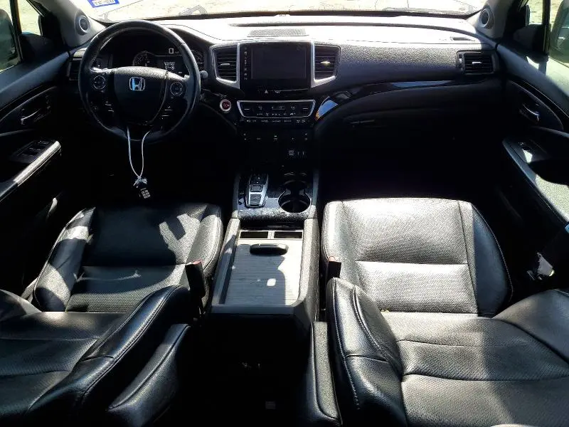 2017 HONDA PILOT ELITE  