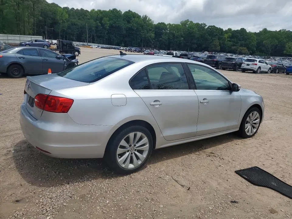 2012 VOLKSWAGEN JETTA TDI  