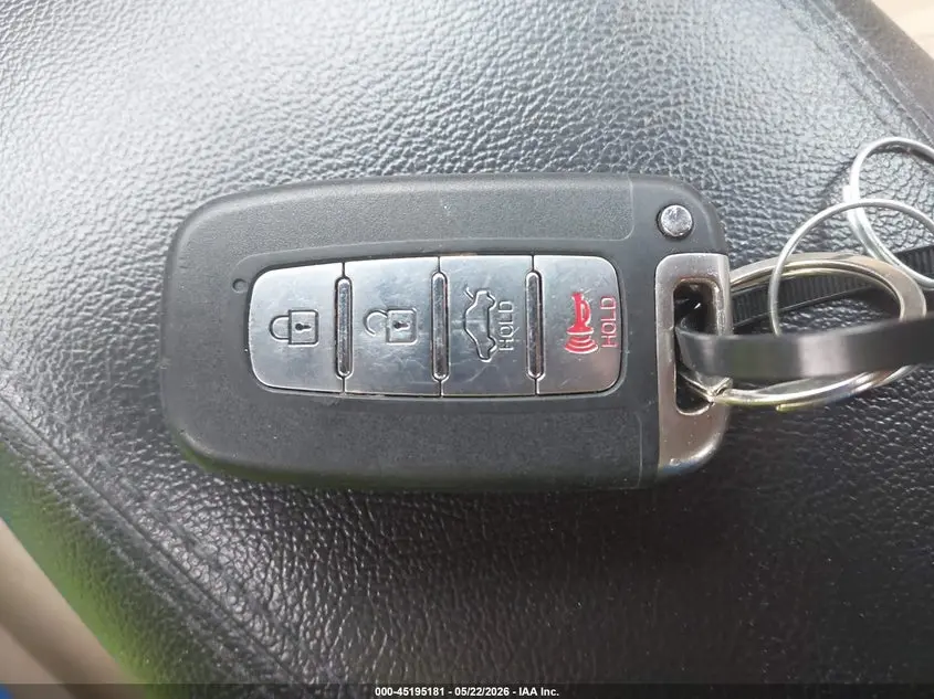 2011 HYUNDAI SONATA LTD