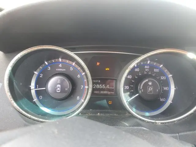 2011 HYUNDAI SONATA SE