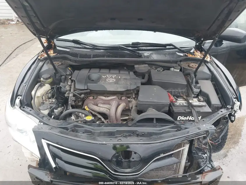 2010 TOYOTA CAMRY LE