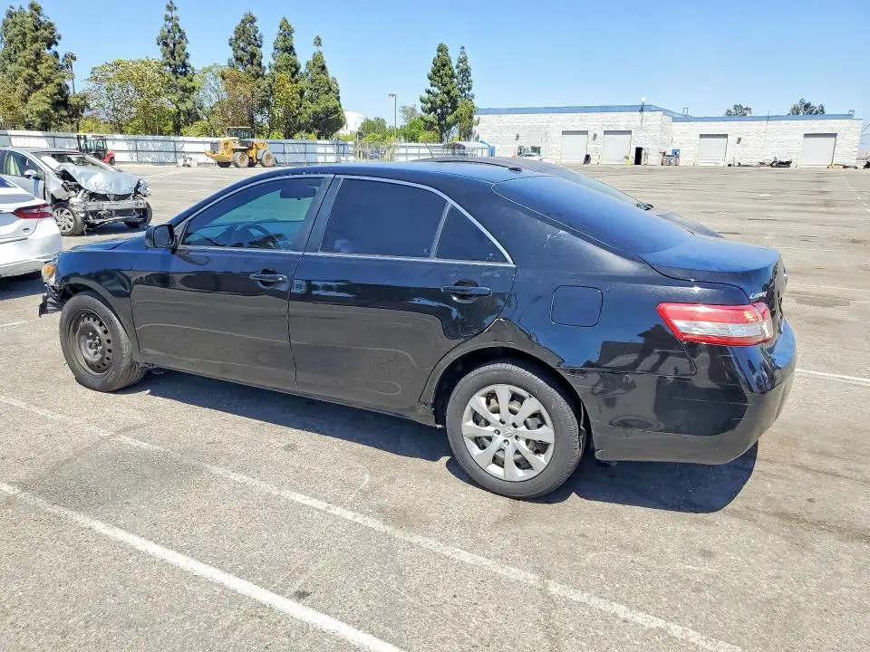 2011 TOYOTA CAMRY BASE  