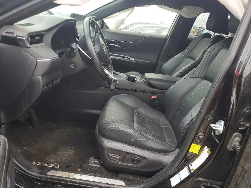 2021 TOYOTA VENZA LIMITED  