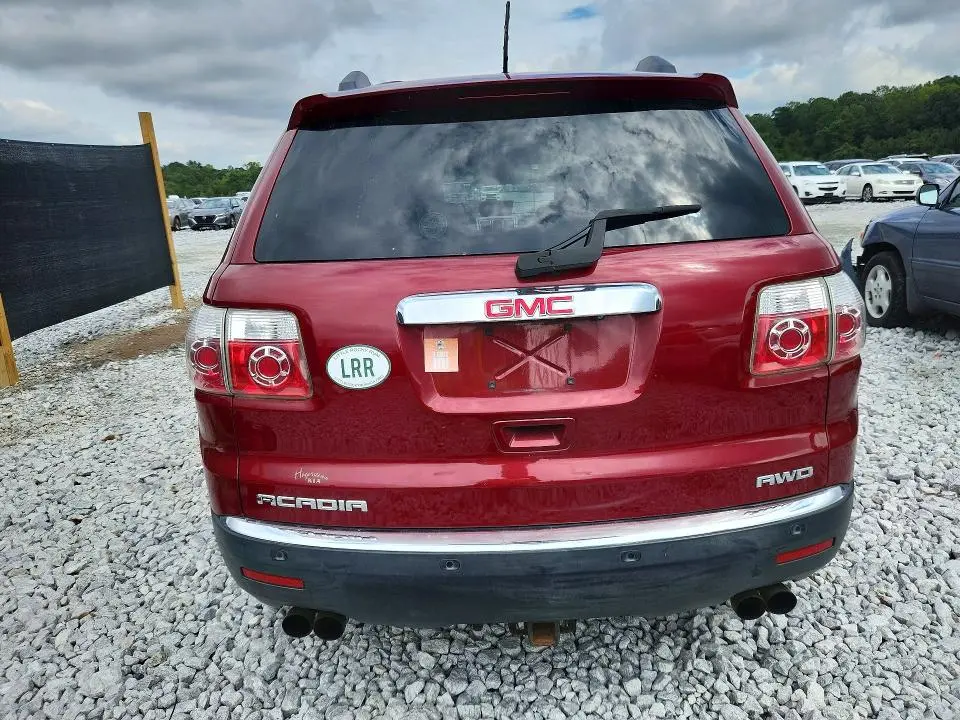 2011 GMC ACADIA SLT-2  