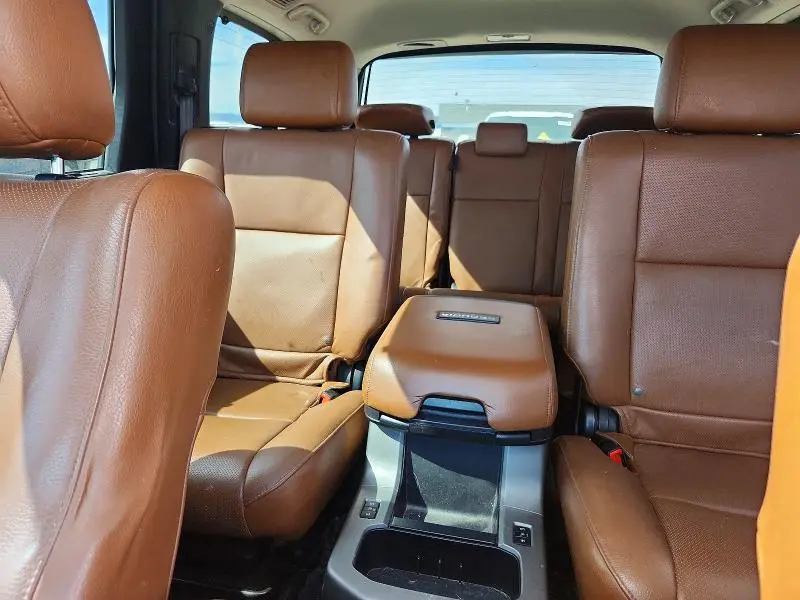 2016 TOYOTA SEQUOIA PLATINUM  