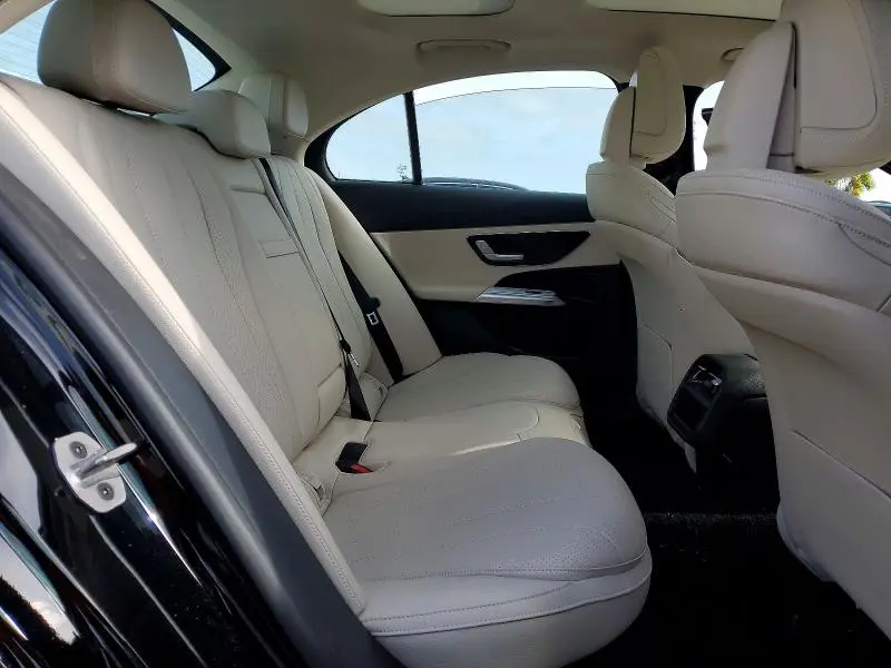 2025 MERCEDES-BENZ E 350  
