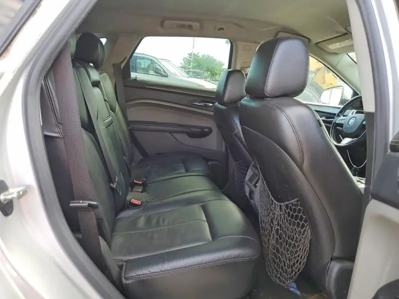 2011 CADILLAC SRX   