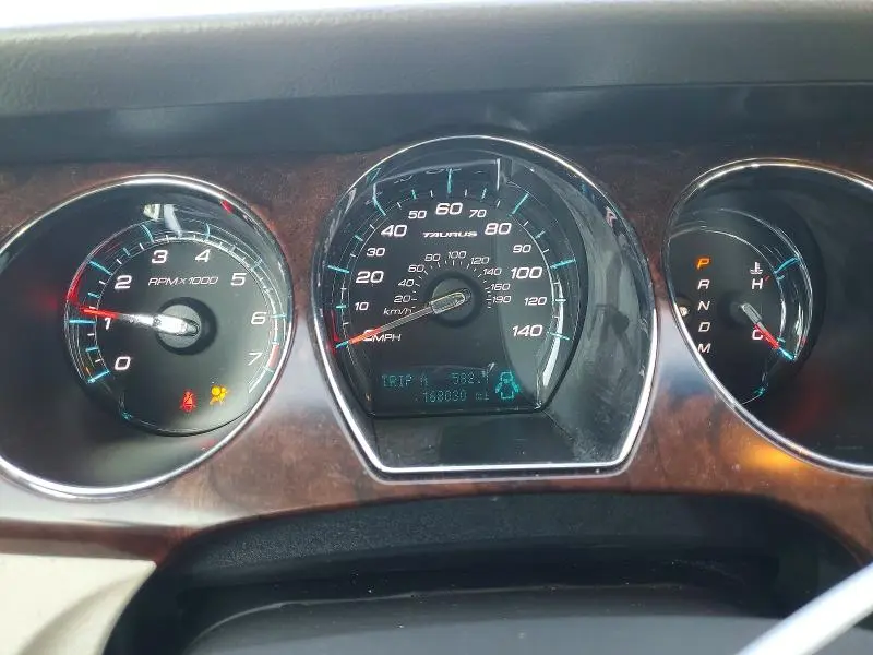 2012 FORD TAURUS LIMITED  