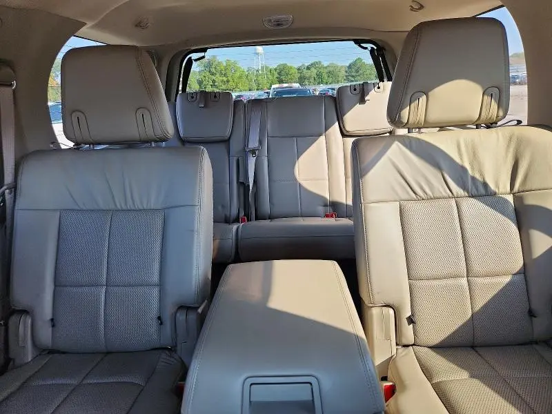 2013 LINCOLN NAVIGATOR   