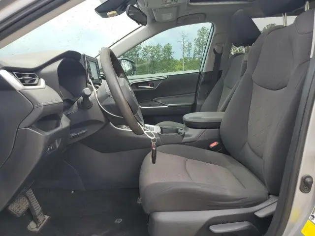 2019 TOYOTA RAV4 XLE  