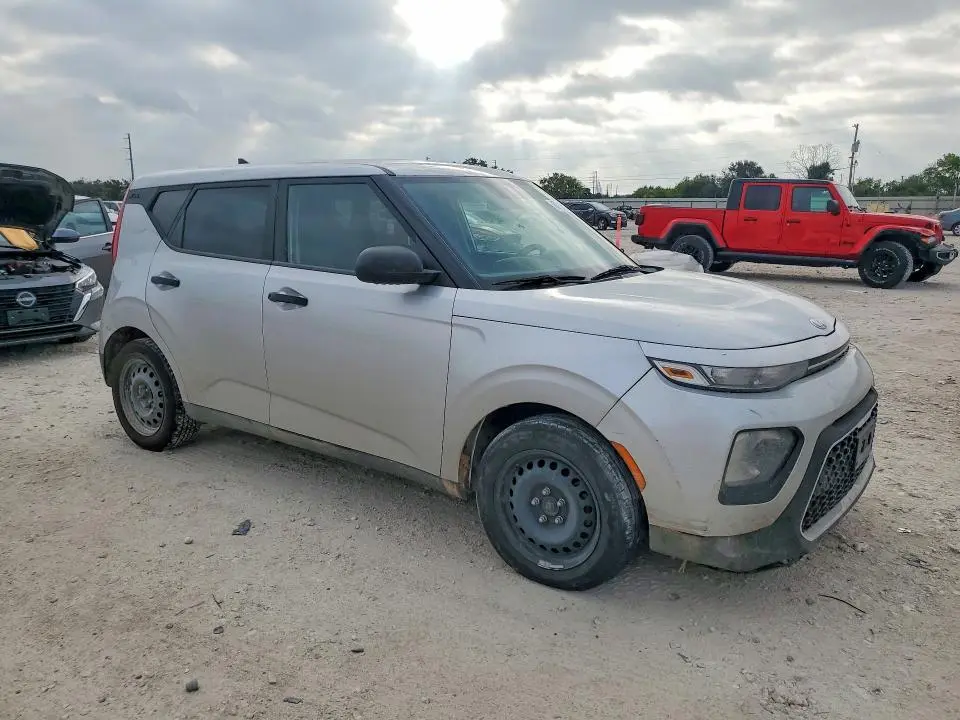 2021 KIA SOUL LX  