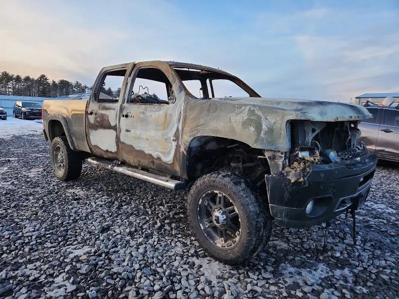 2011 GMC SIERRA K2500 DENALI  