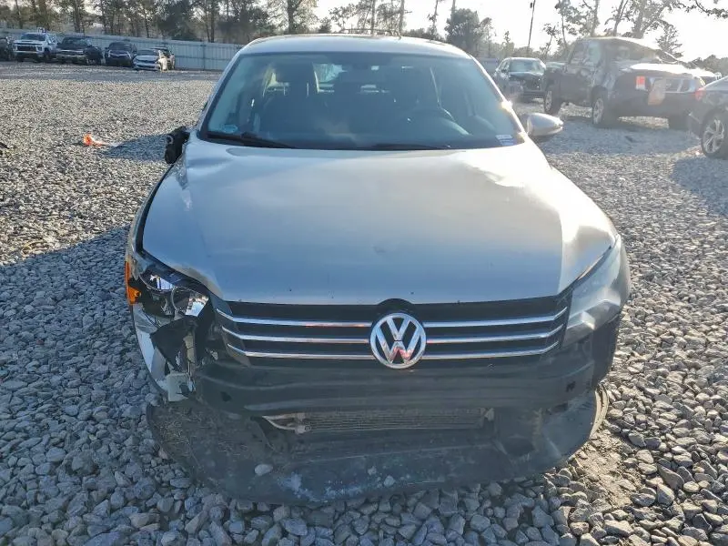 2012 VOLKSWAGEN PASSAT SE  