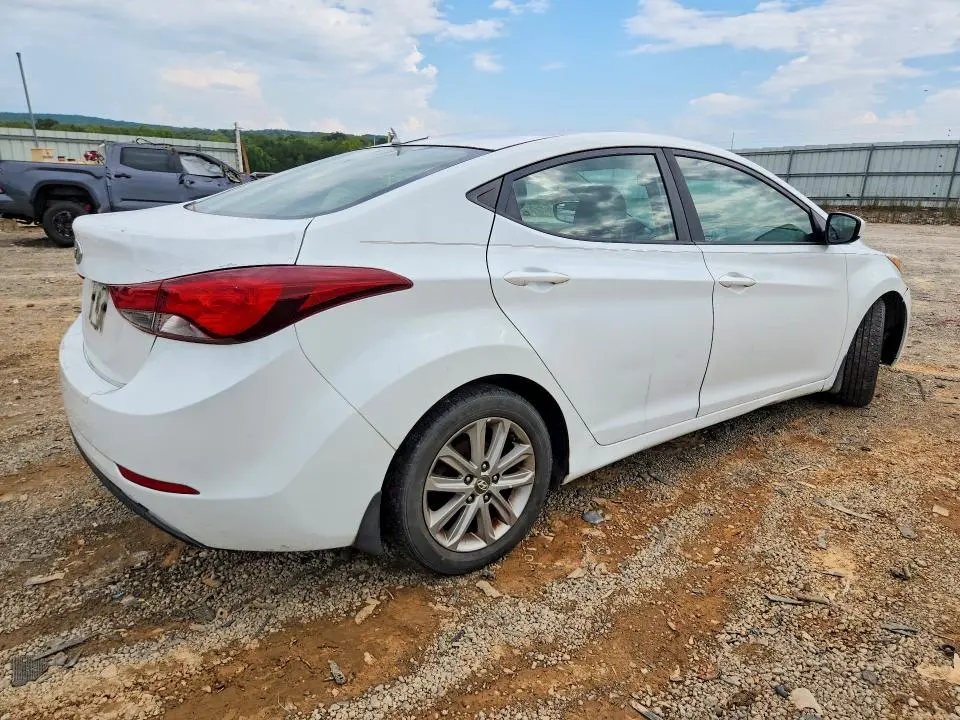 2016 HYUNDAI ELANTRA   