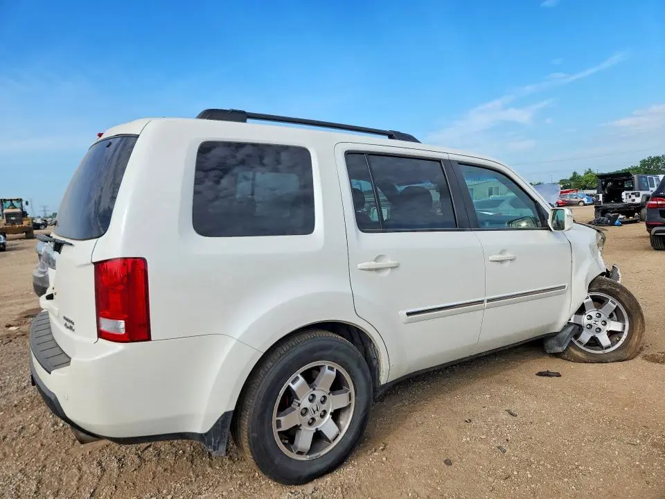 2011 HONDA PILOT TOURING  