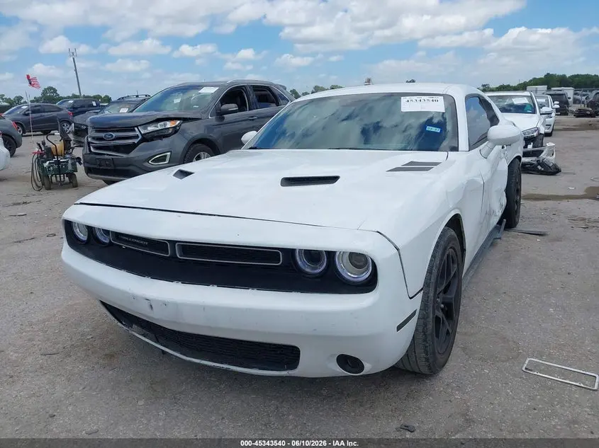 2015 DODGE CHALLENGER SXT