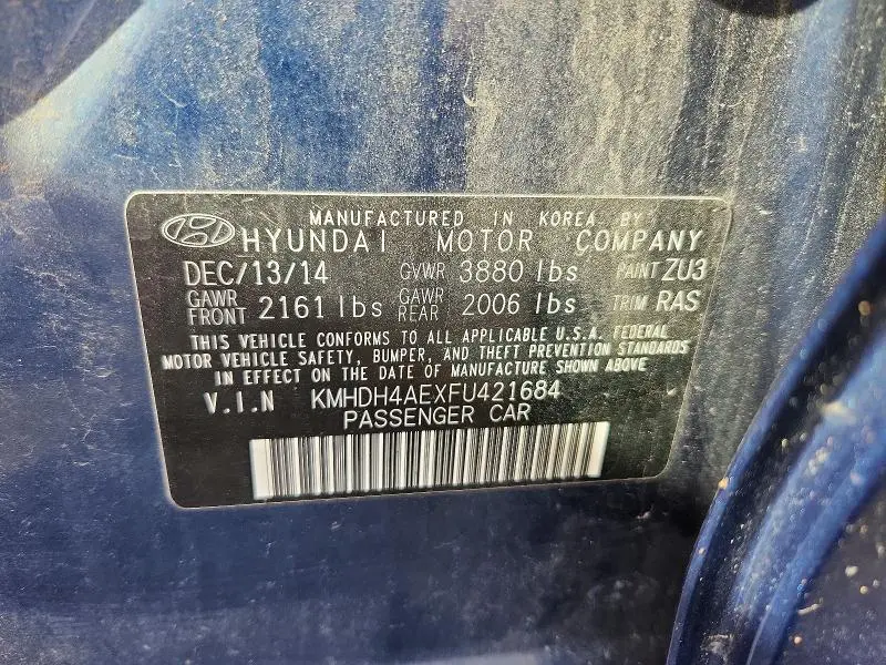 2015 HYUNDAI ELANTRA SE  