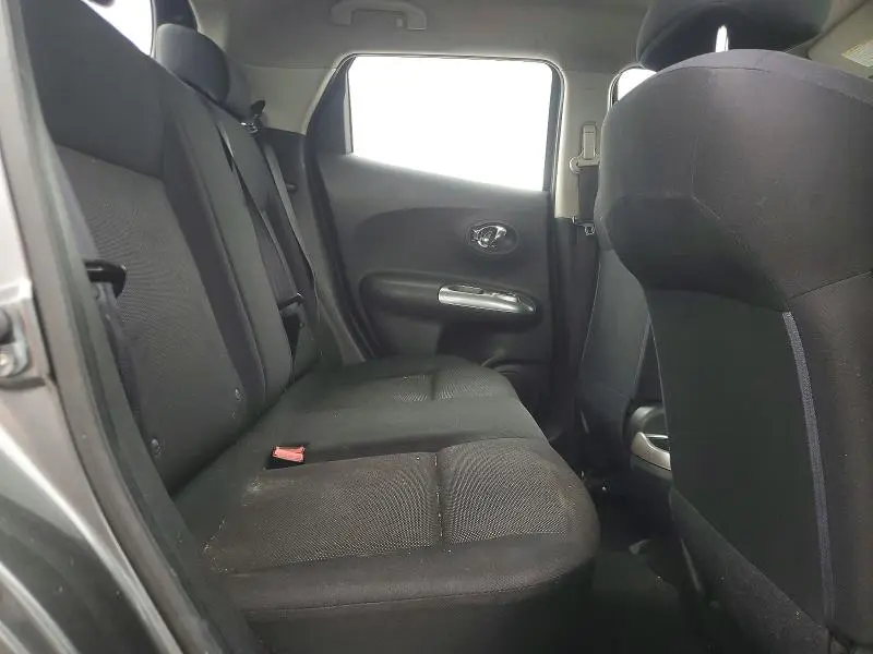 2011 NISSAN JUKE S  