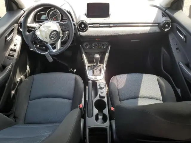2017 TOYOTA YARIS IA   