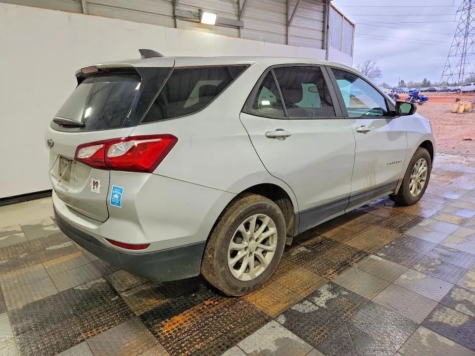 2020 CHEVROLET EQUINOX LS  