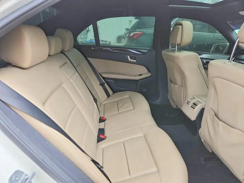 2010 MERCEDES-BENZ E 350  