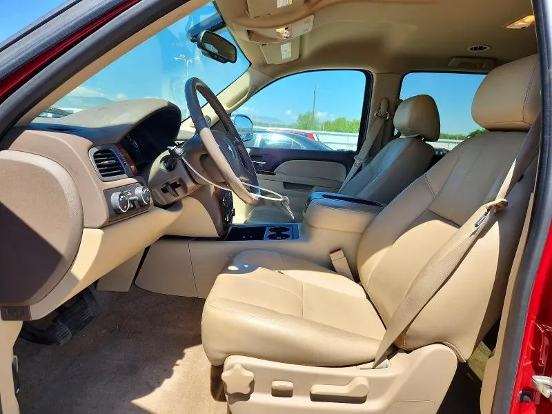 2012 CHEVROLET SUBURBAN K1500 LT  