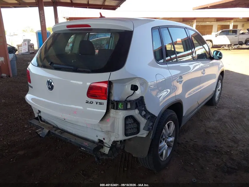 2012 VOLKSWAGEN TIGUAN S