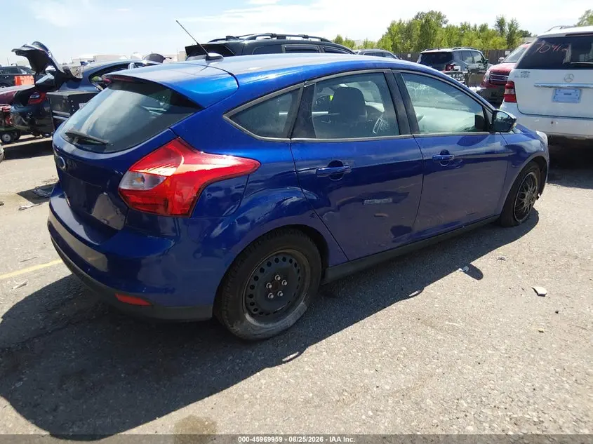 2012 FORD FOCUS SE