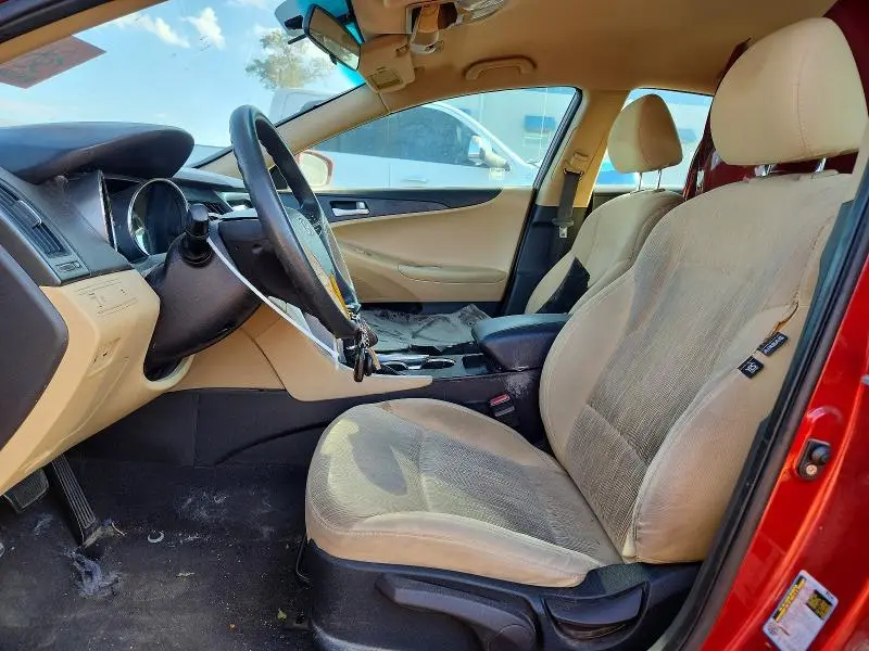 2011 HYUNDAI SONATA GLS  